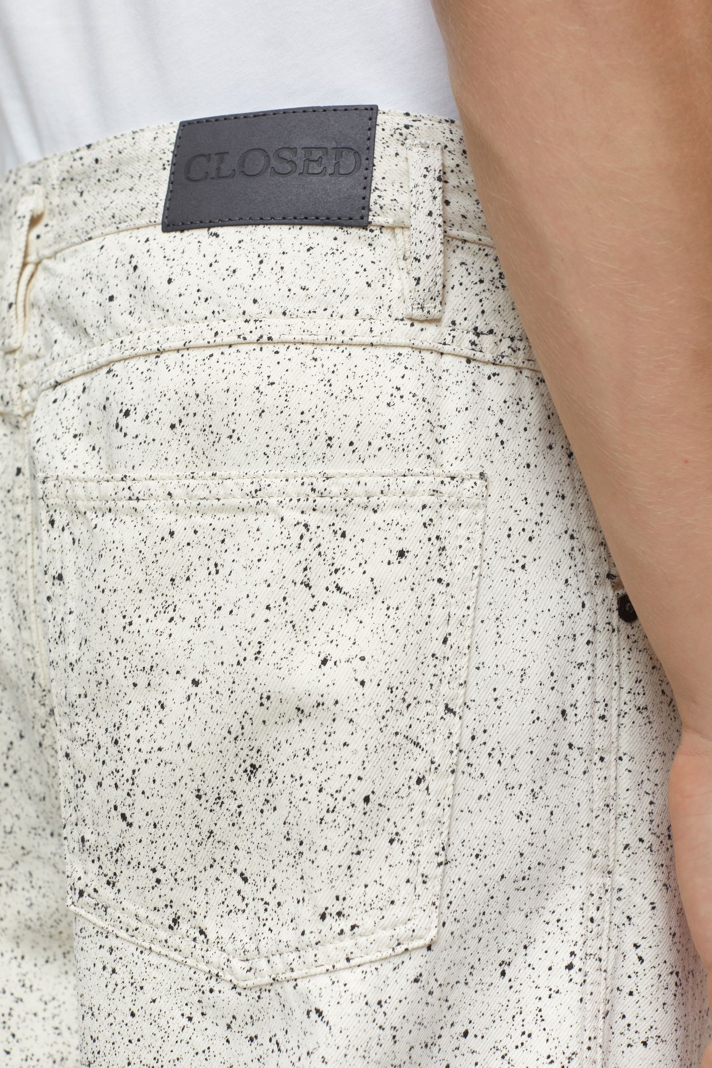 X-TREME LOOSE JEANS VANILLA CREAM 8