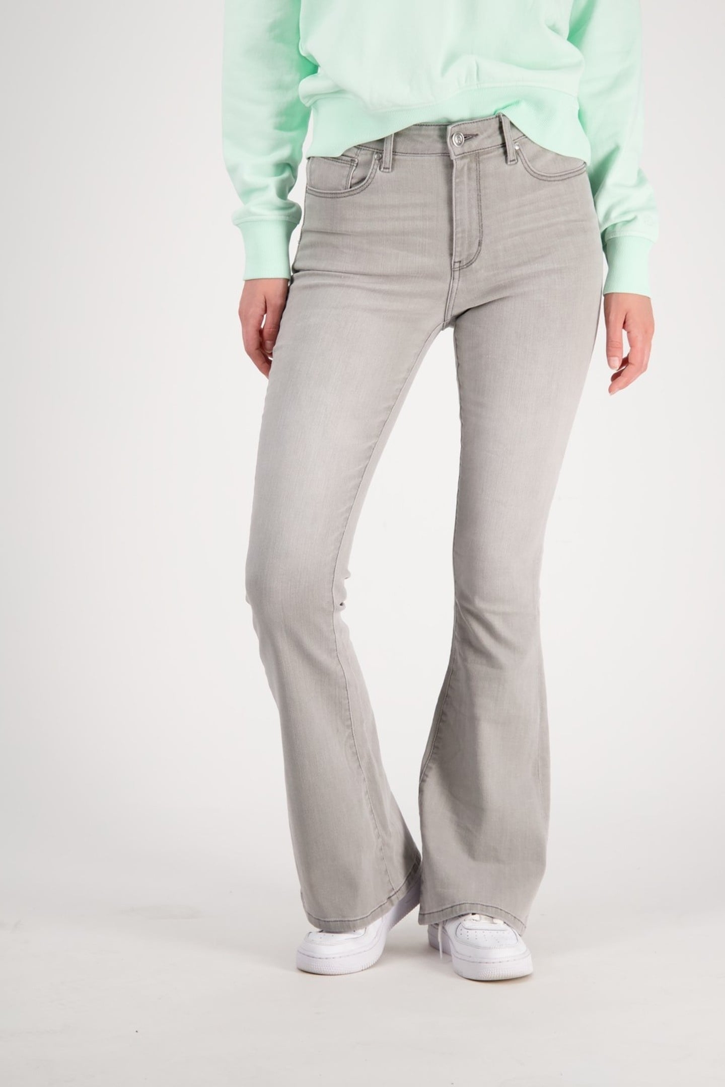 SUNRISE FLARE JEANS LIGHT GREY STONE 1