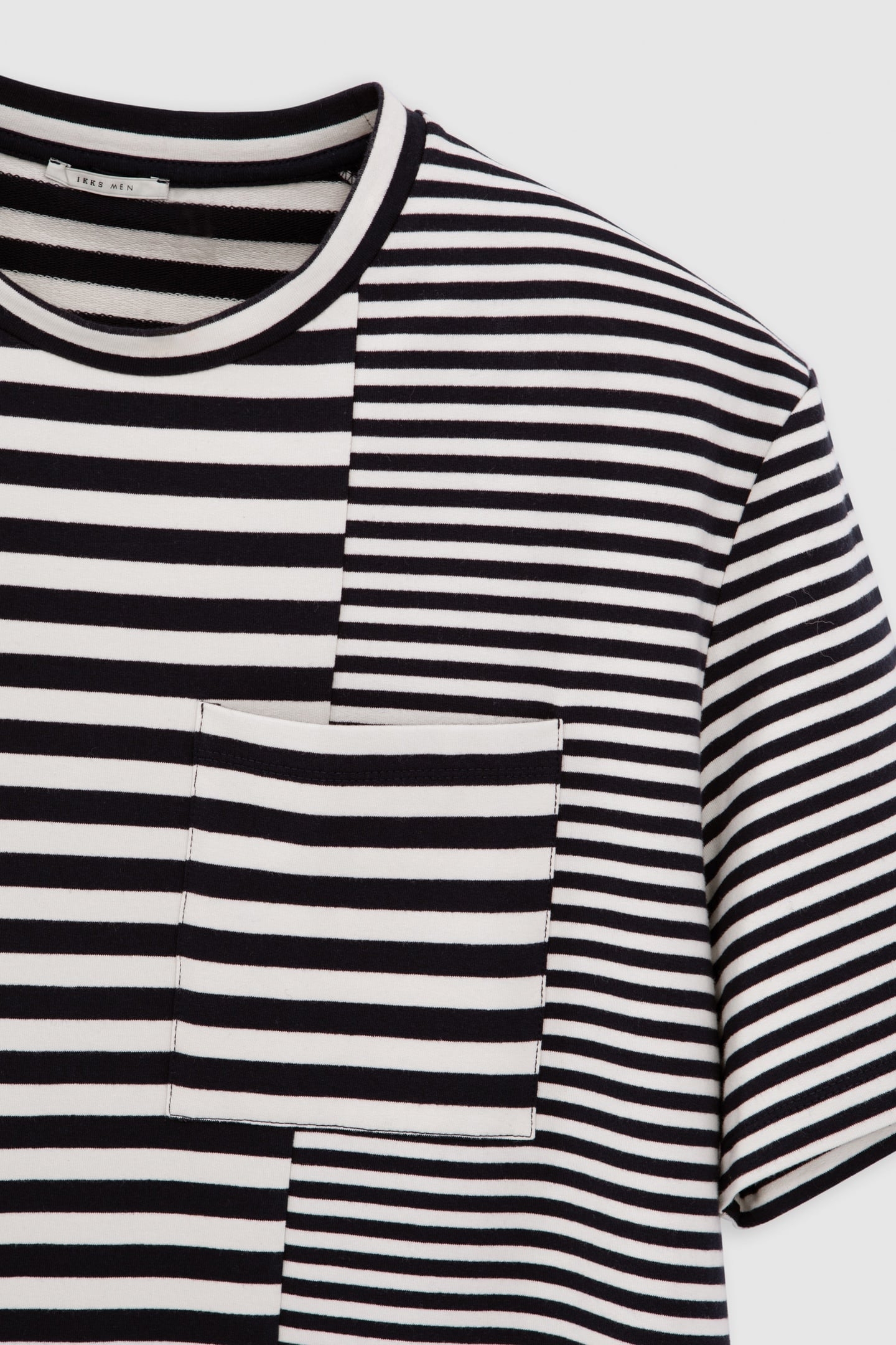 OFF-WHITE NAVY STRIPED SAILOR T-SHIRT 7