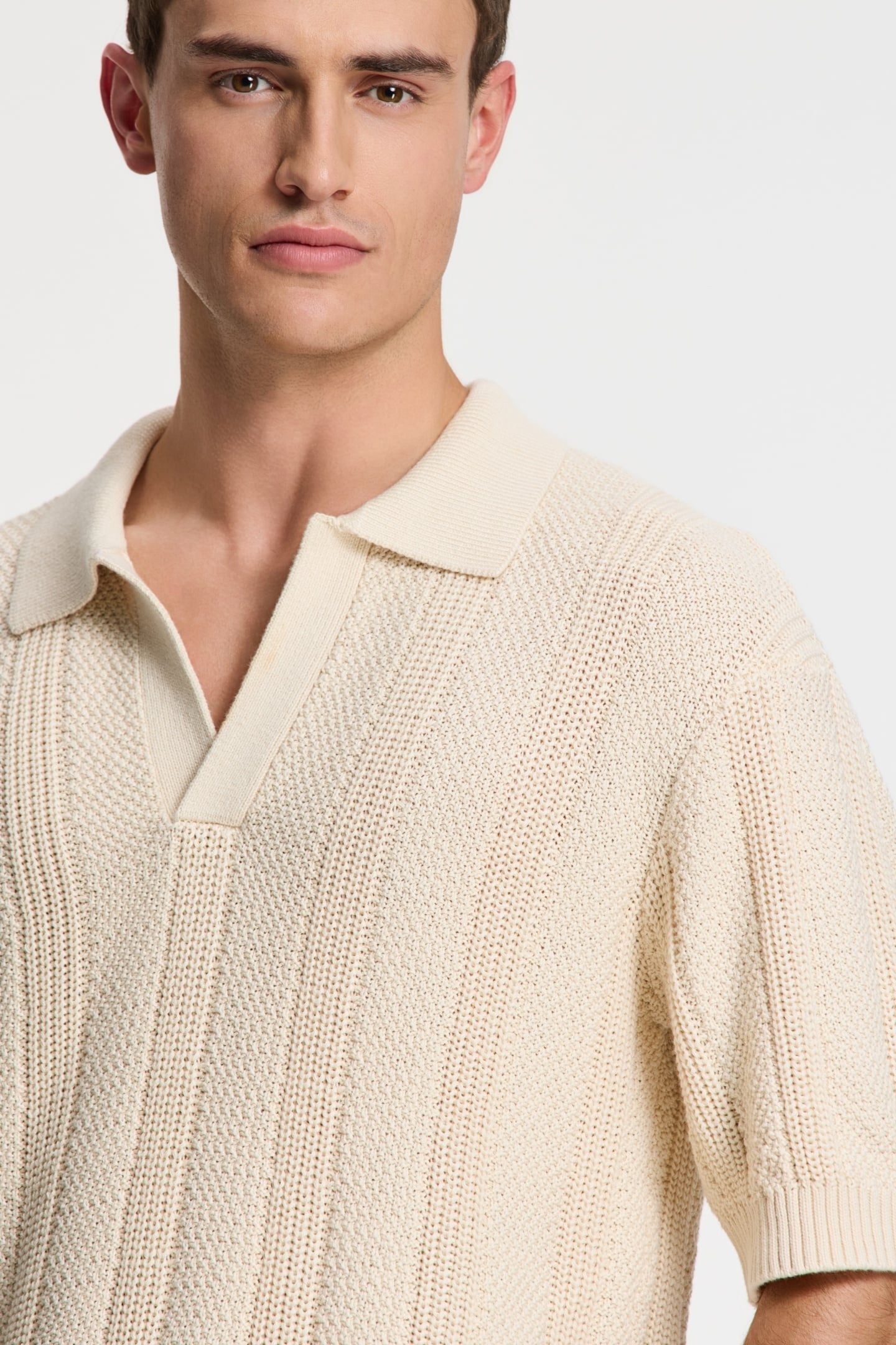 PITT KNITTED POLO SOLID BEIGE 5