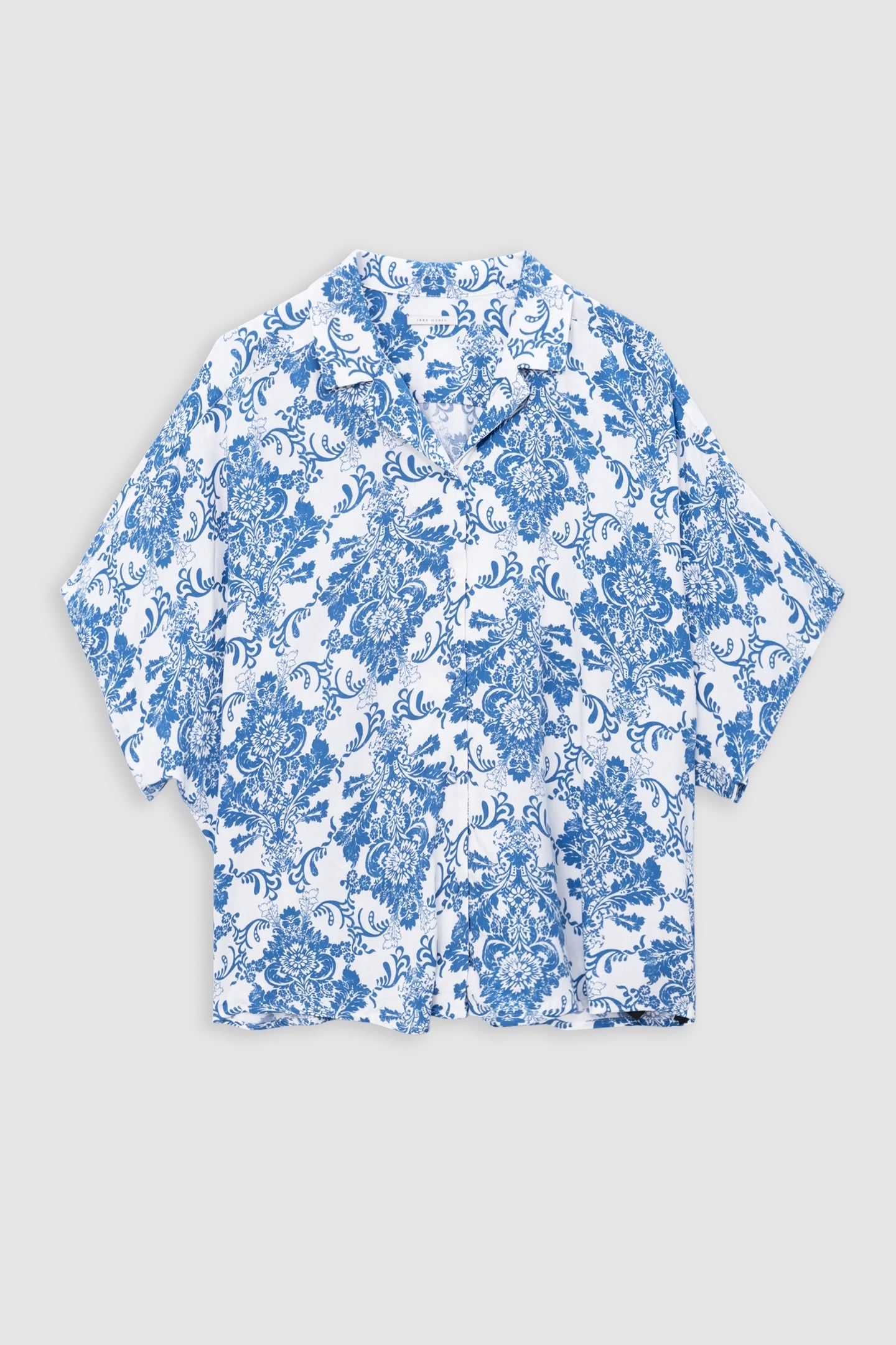 LENZING™ ECOVERO™ SHIRT BLUE EARTHENWARE PRINT 1