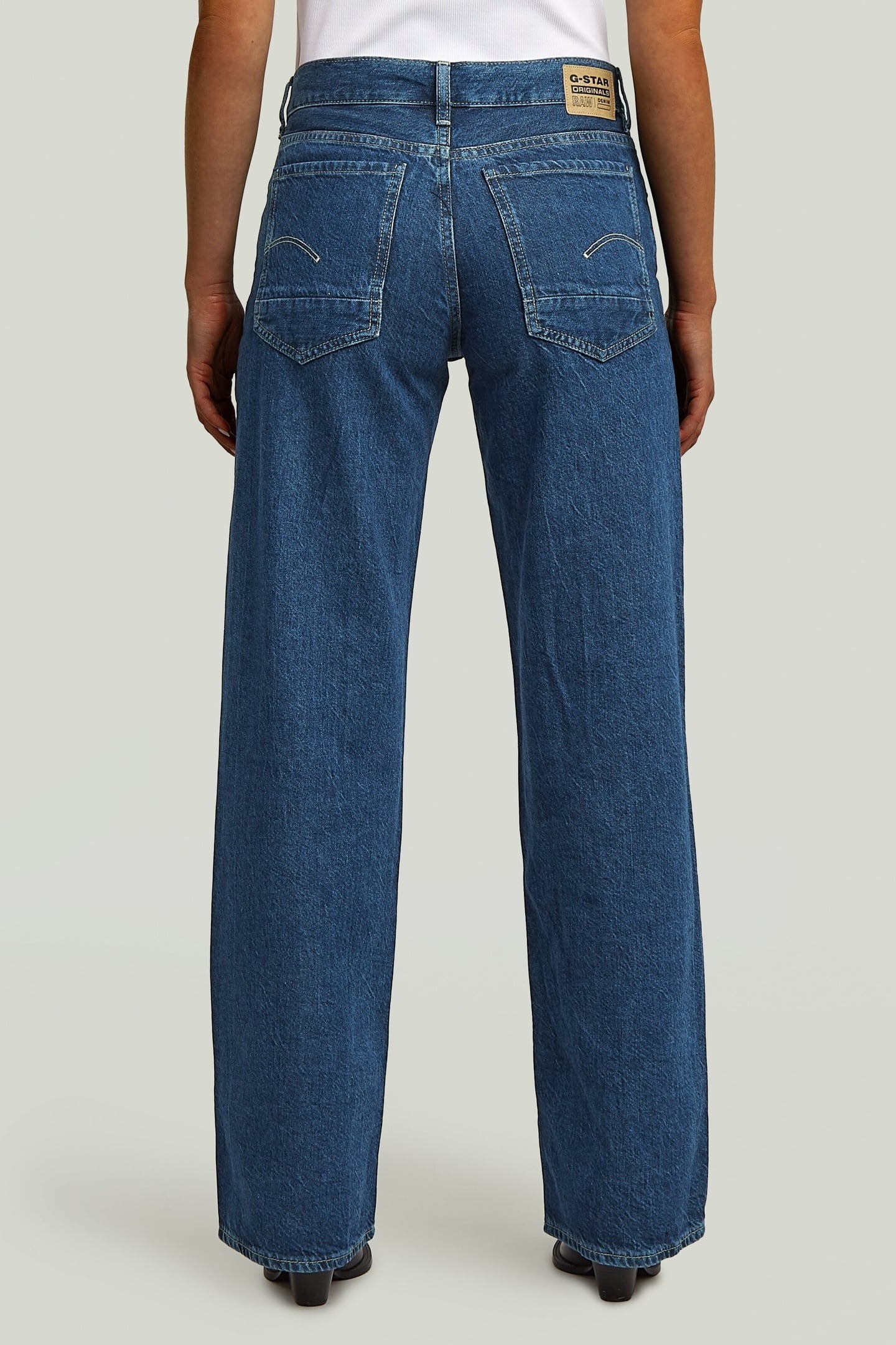 JUDEE LOOSE JEANS WORN IN BLUE POOL 3
