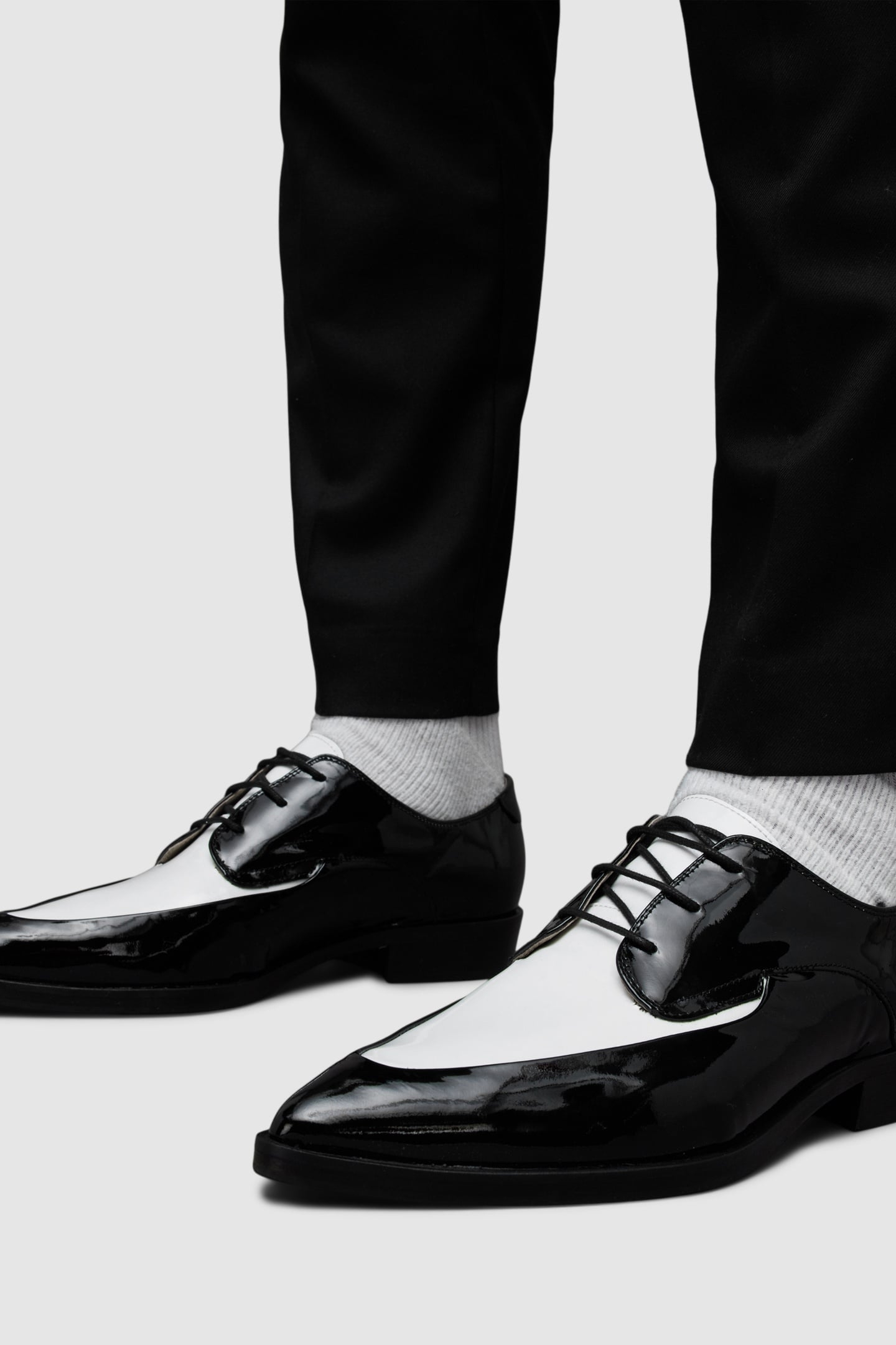 LEX PATENT LACE UP BLACK/WHITE 7