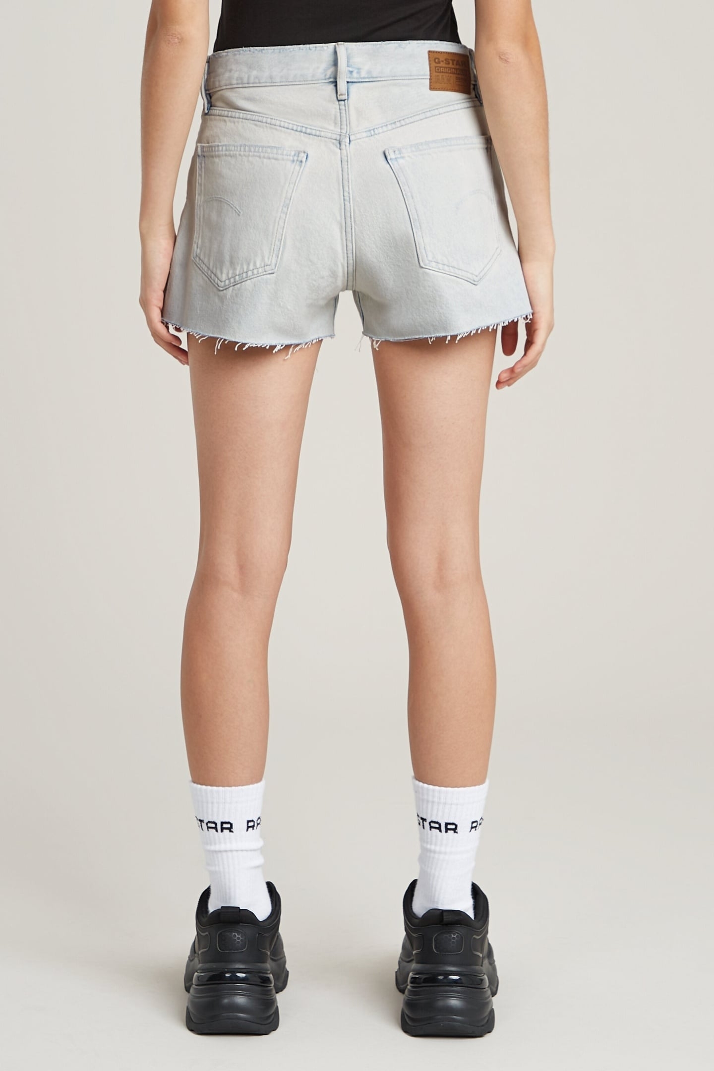 TRUE SHORT RAW EDGE BEACHED FADED CLIFTON BLUE 3