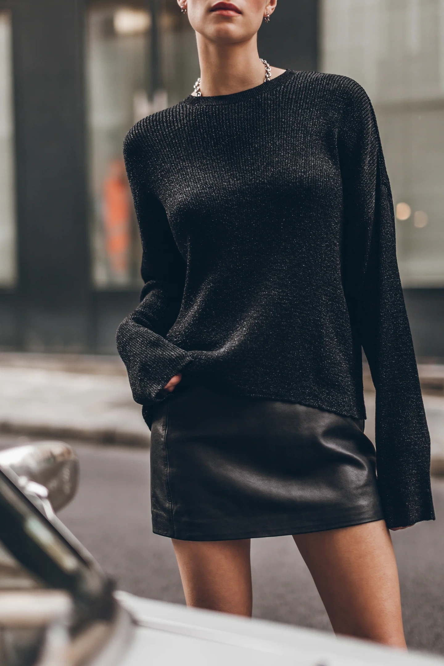 THE BLACK SPARKLY LOOSE KNITTED SWEATER 1