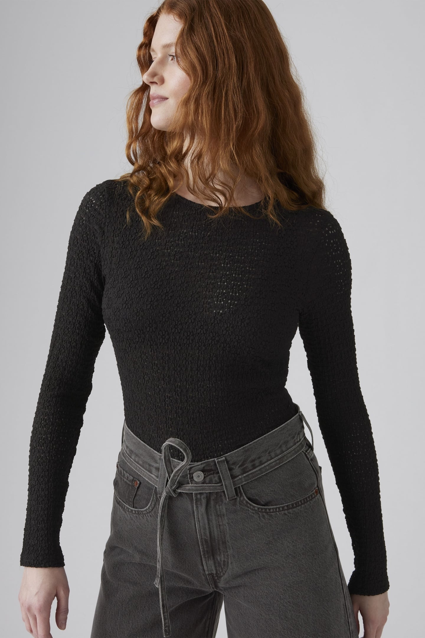 ANIKA CREWNECK TOP BLACK 1