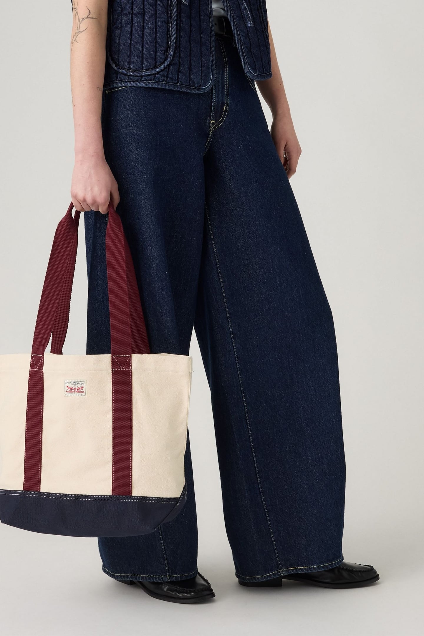 INDIGO MED TOTE RED 3