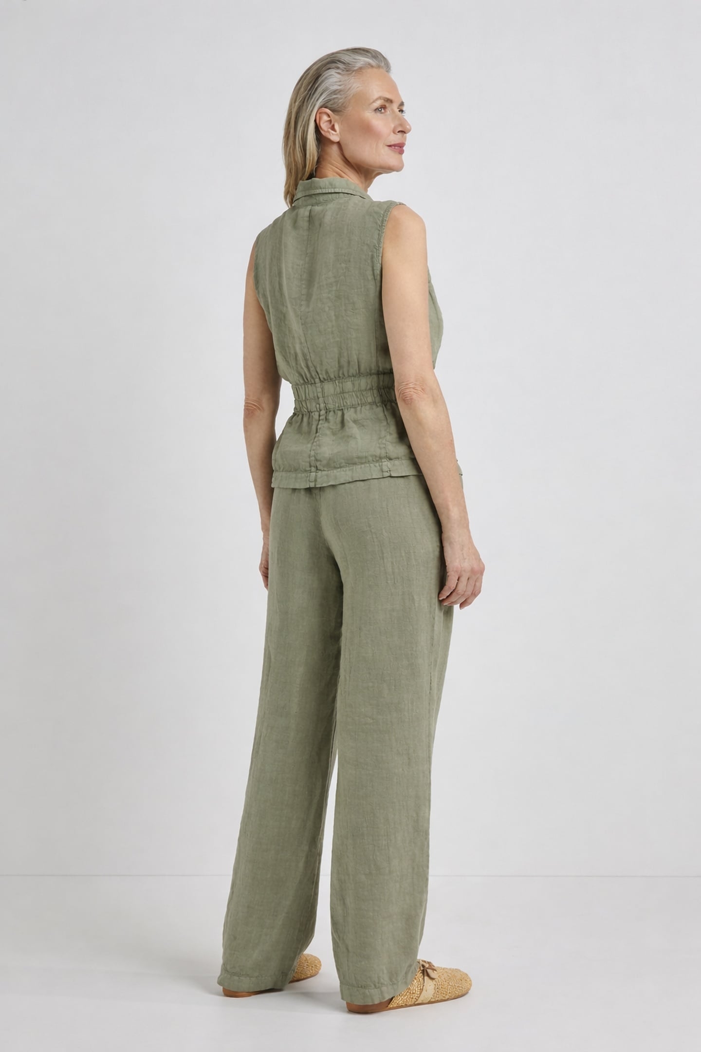 JAAP GILET LIGHT OLIVE 4