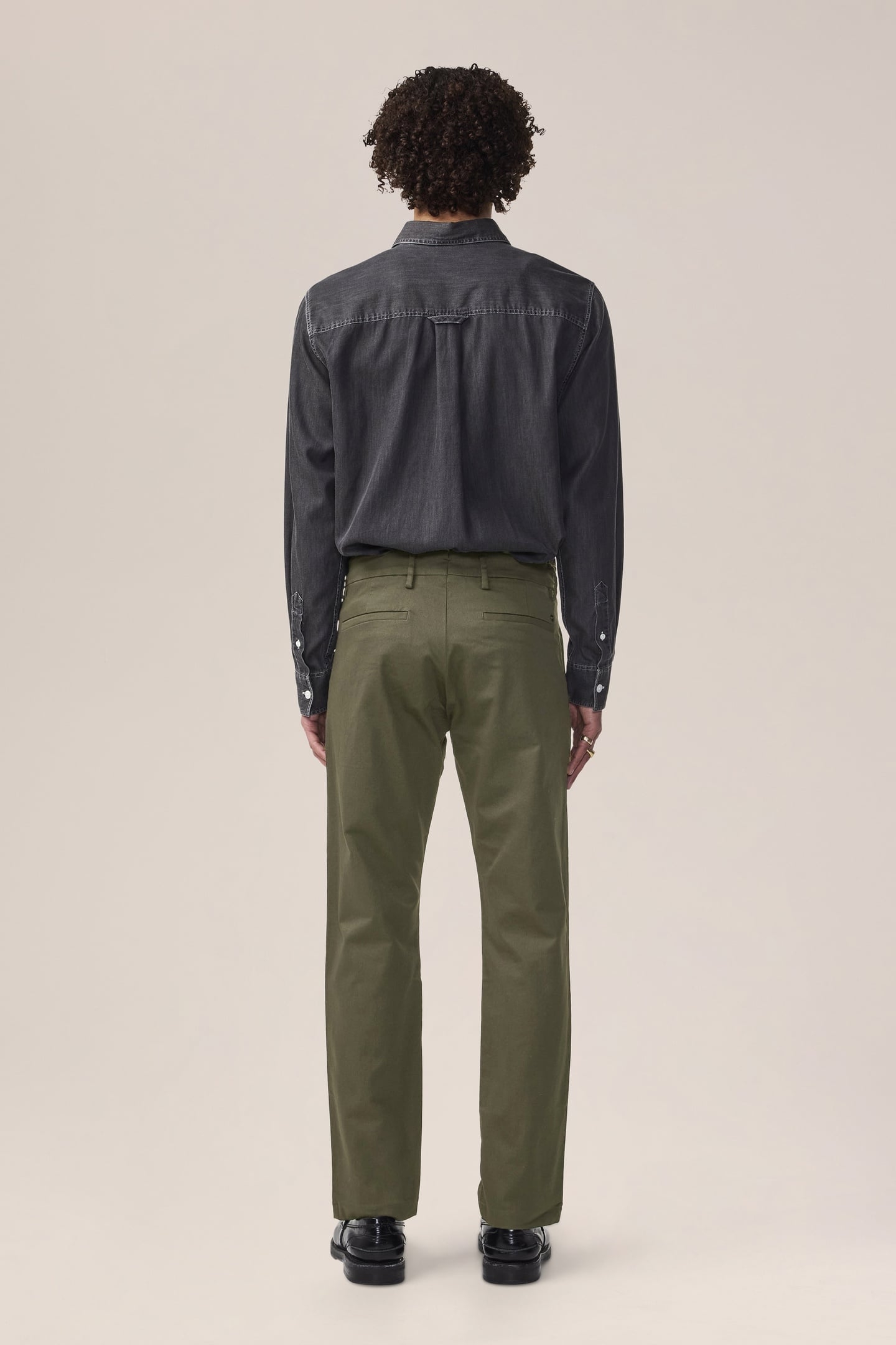 THEO TROUSERS CAPERS 3