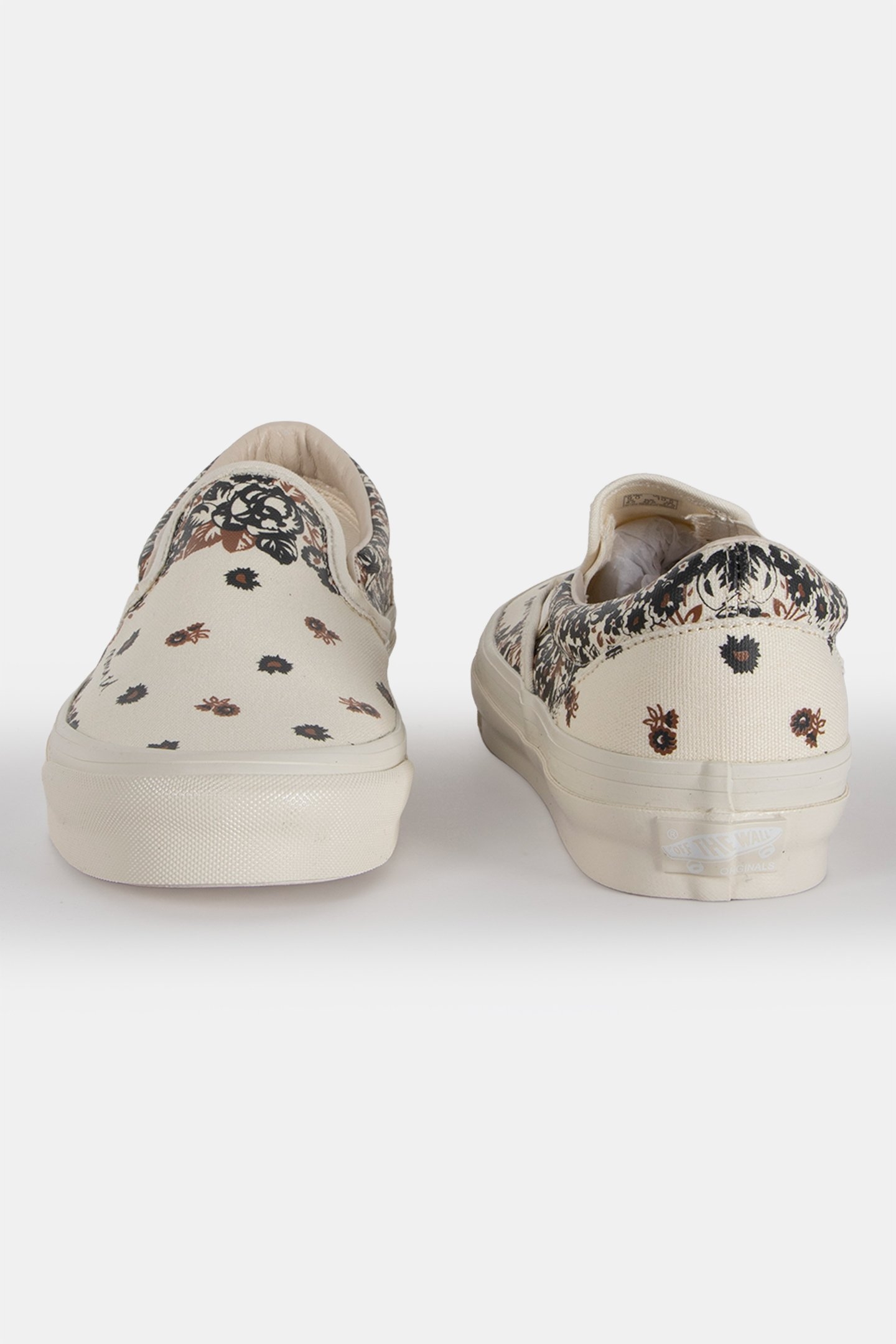 UNISEX OG CLASSIC SLIP-ON NOMA T.D. X END WHITE 3