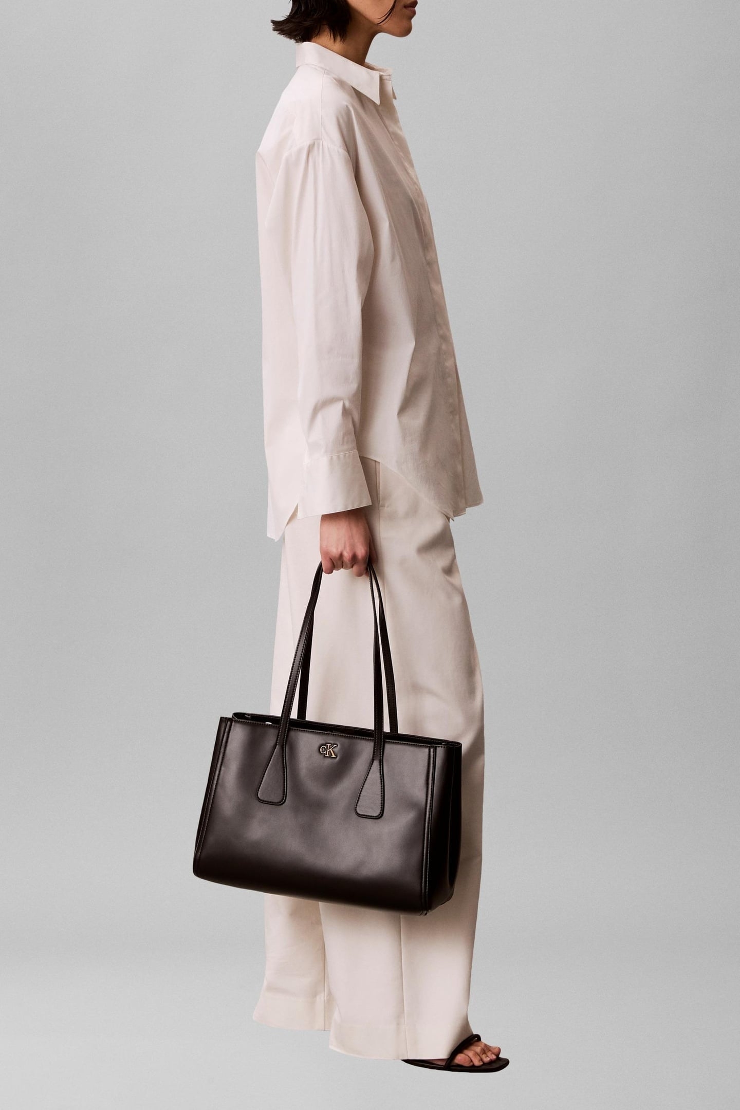 MEDIUM WORK TOTE BAG BLACK/ANTIQUE LIGHT GOLD 1