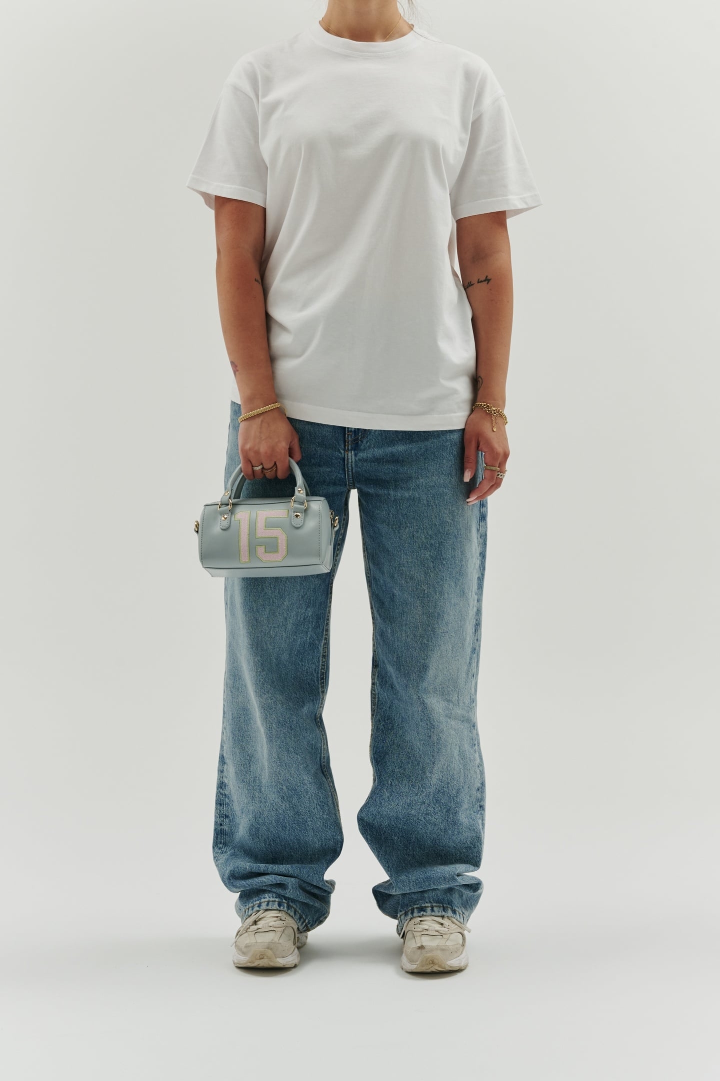 SMALL MAYA DETAILS FLORENCE LIGHT GREY W. GOLD 1