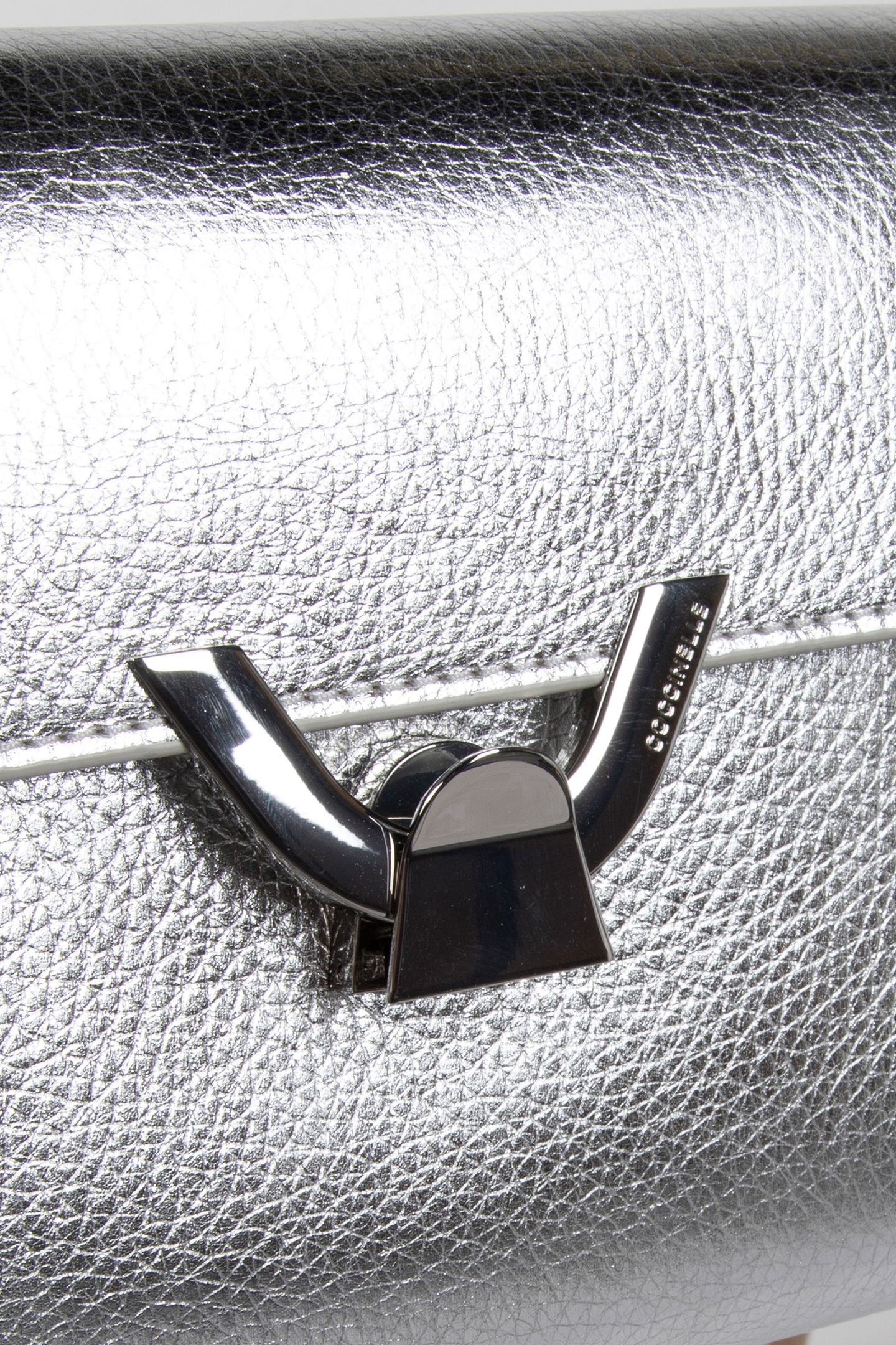 RECTANGLE SHOULDER BAG IN SILVER 5