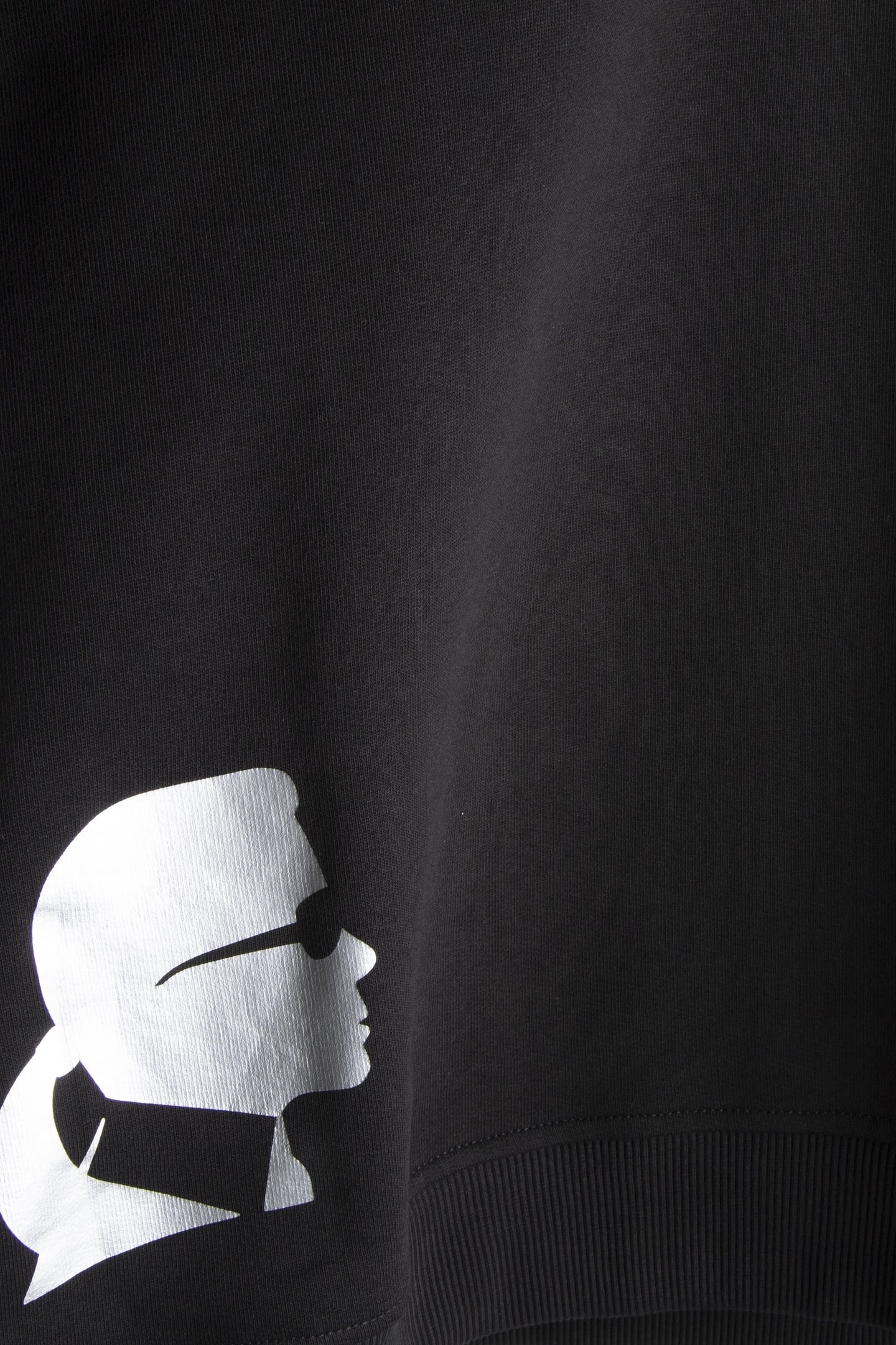 BLACK SWEAT CREWNECK 4