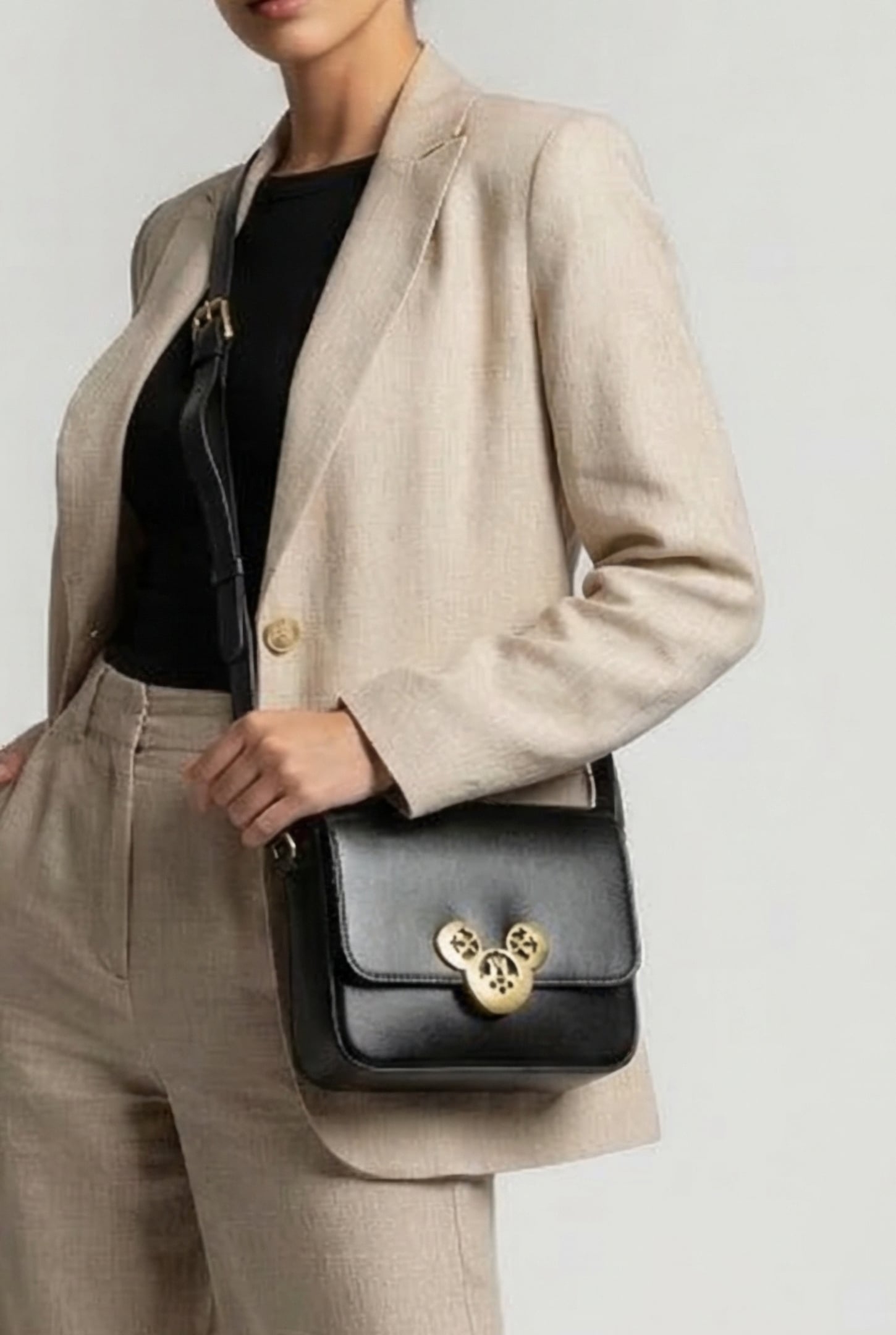 MINI ELDA BAG BLACK GOLD 4