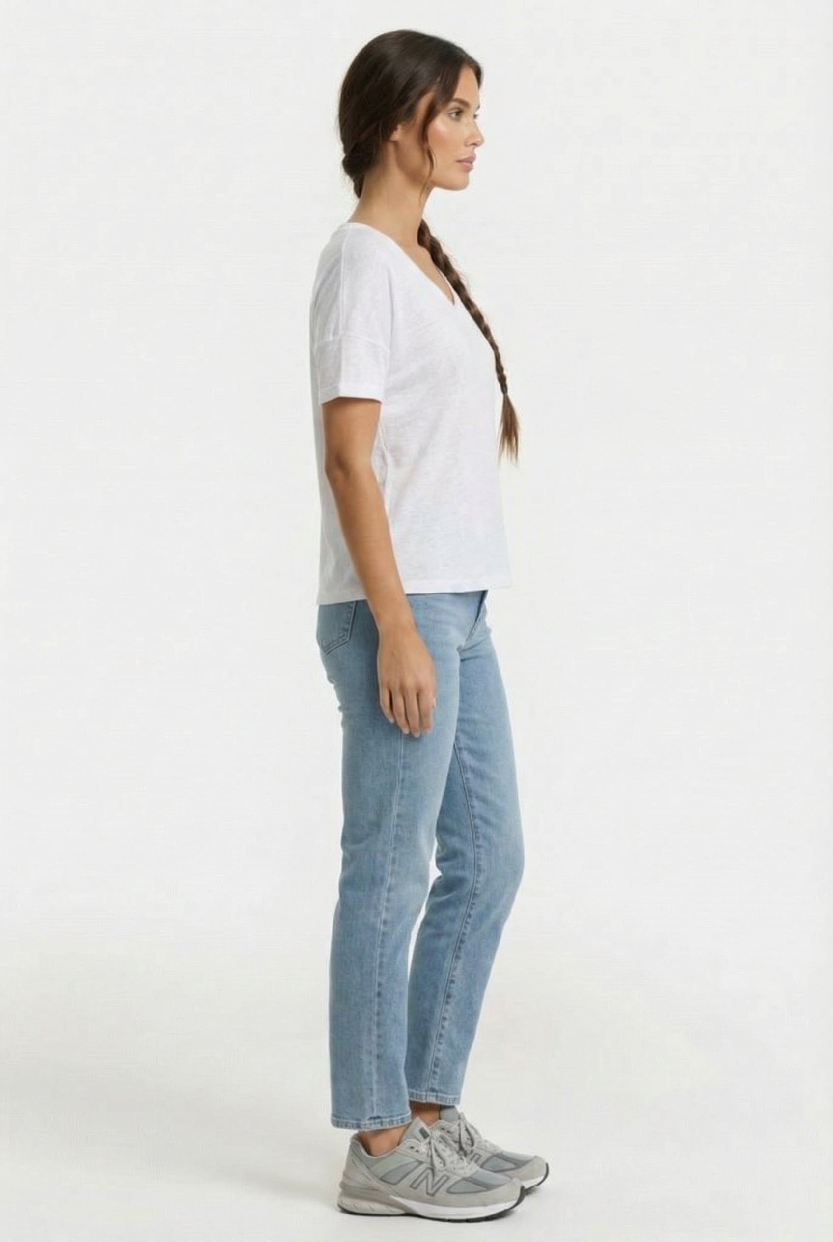 EMILY T SHIRT WHITE 3