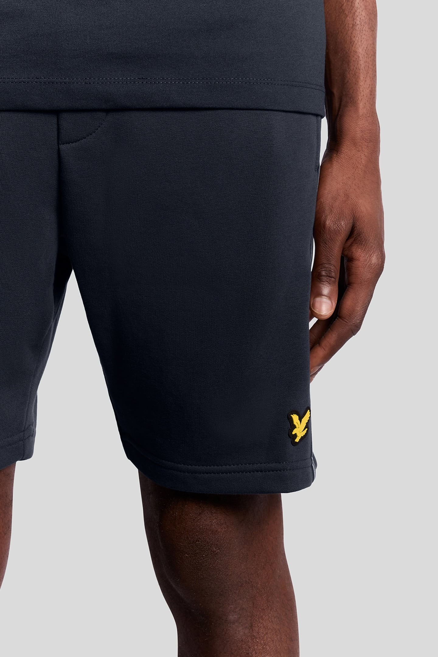TAPE SHORTS DARK NAVY 6