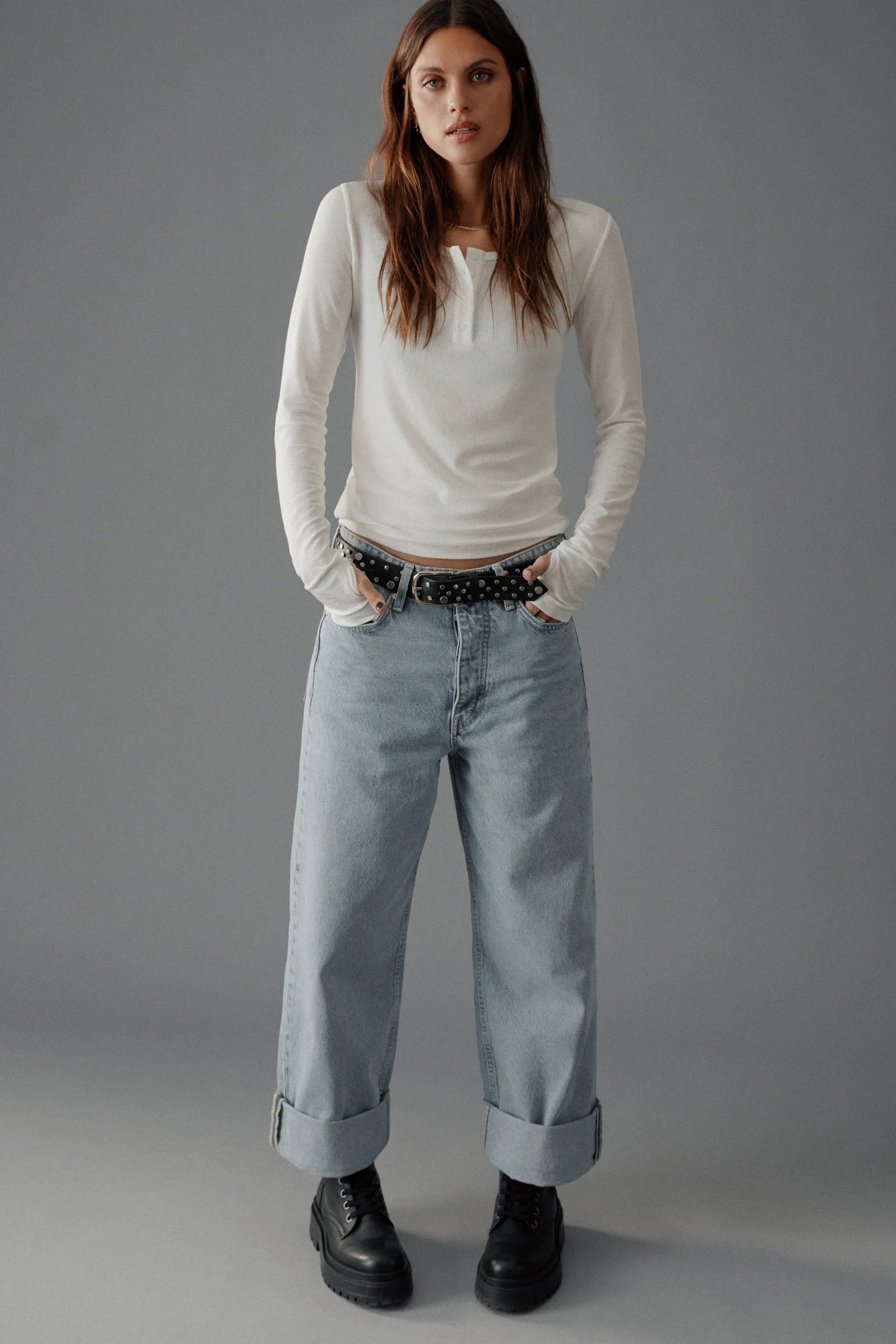 THE WHITE BUTTONED RIBBED LONGSLEEVE 2