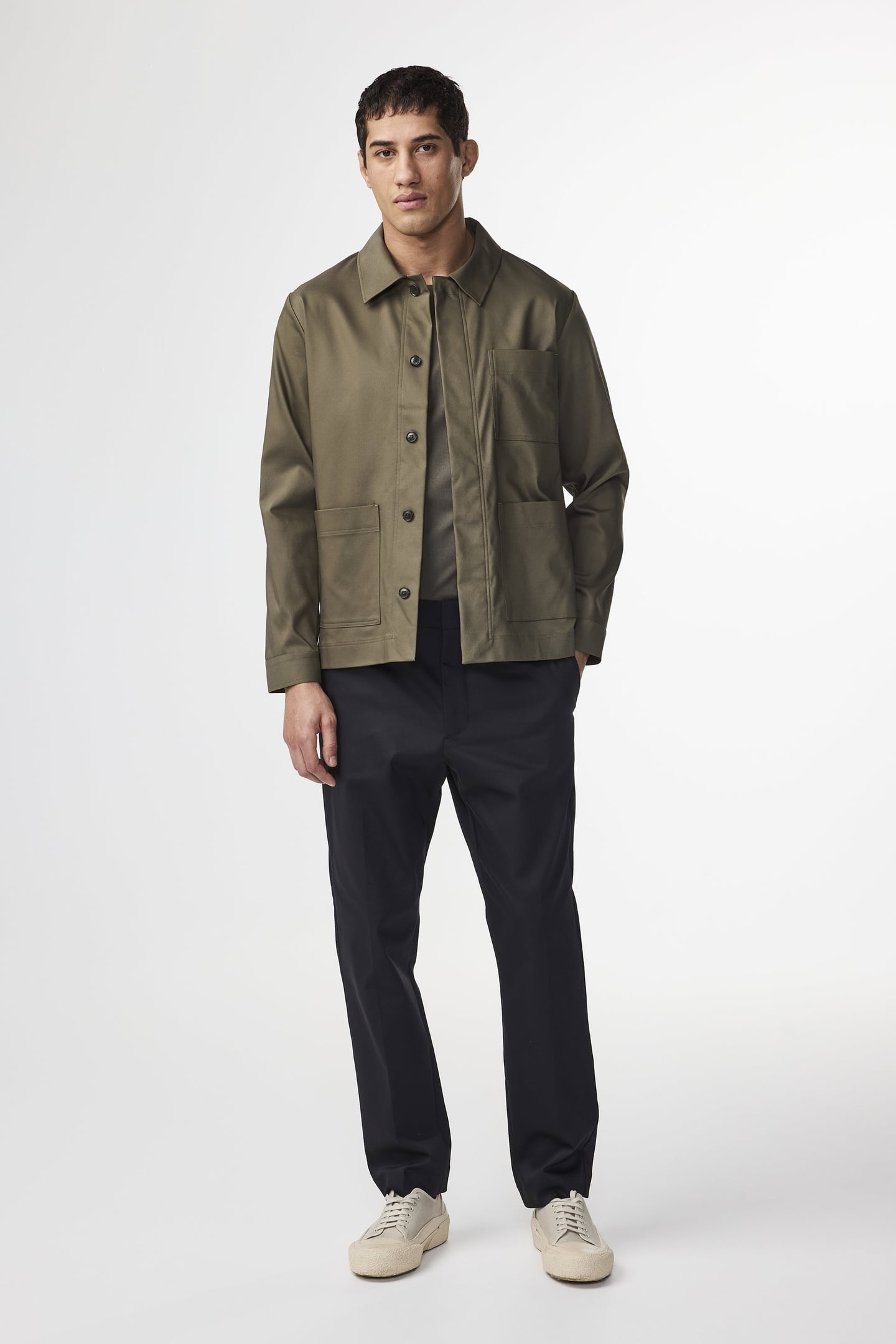 GABE HYBRID/BLAZER CAPERS 1