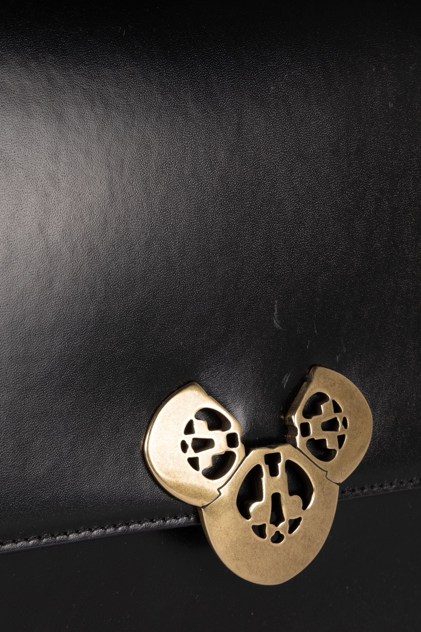 ELDA BAG BLACK GOLD 5