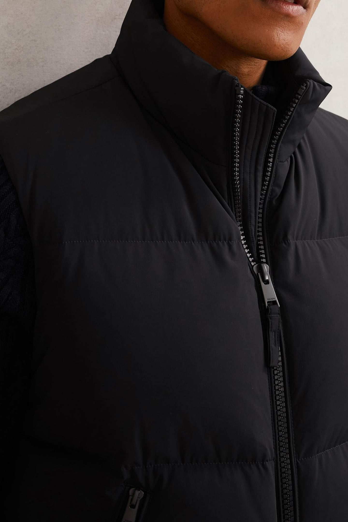 QUILTED ZIP THROUGH PUFFER GILET NAVY 2