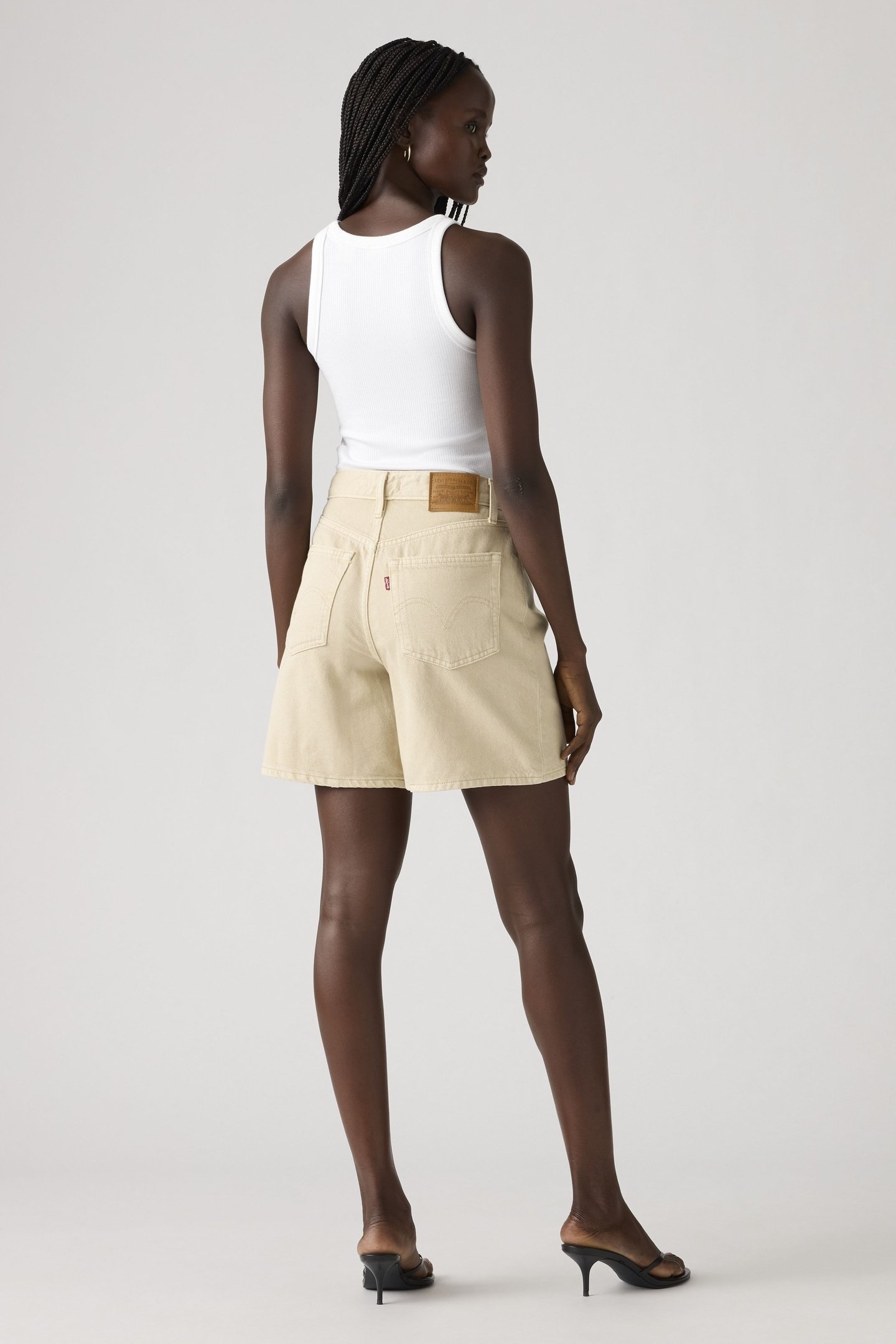 HIGH BAGGY LIGHTWEIGHT SHORTS BEIGE 4