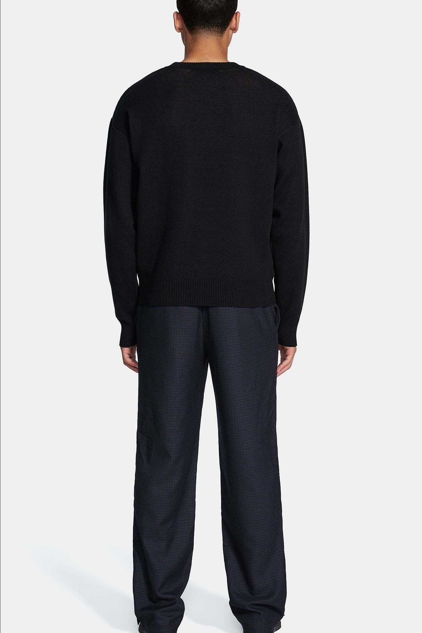 HOZY SWEATER BLACK 2