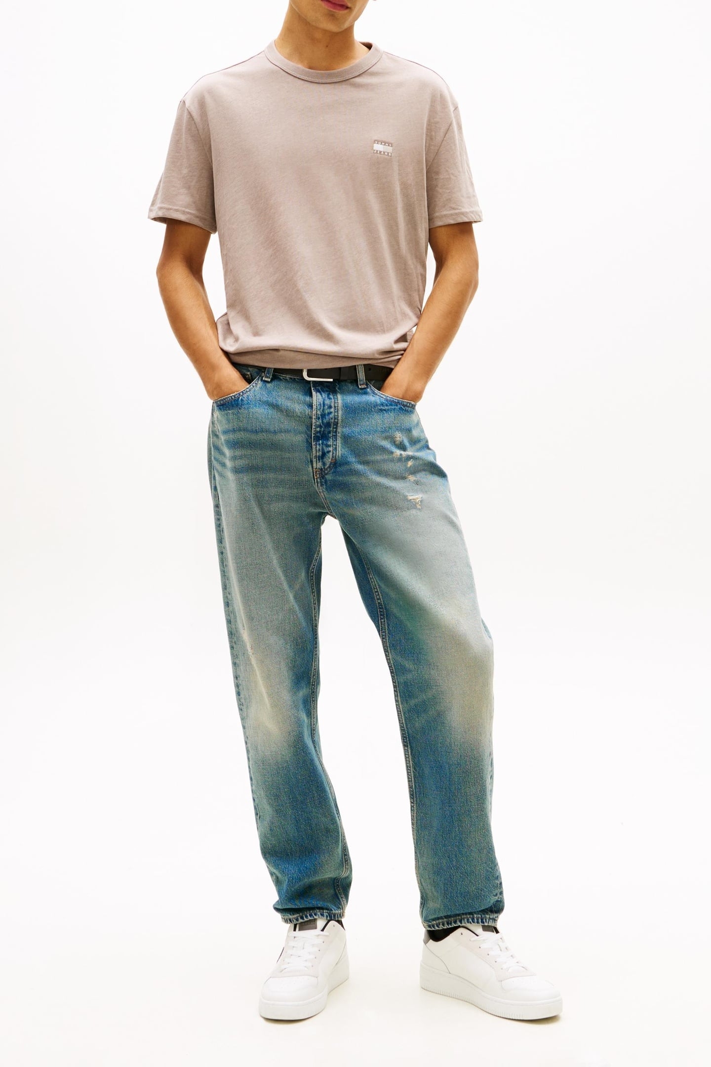 REGULAR BADGE TEE LIMESTONE DUST 1