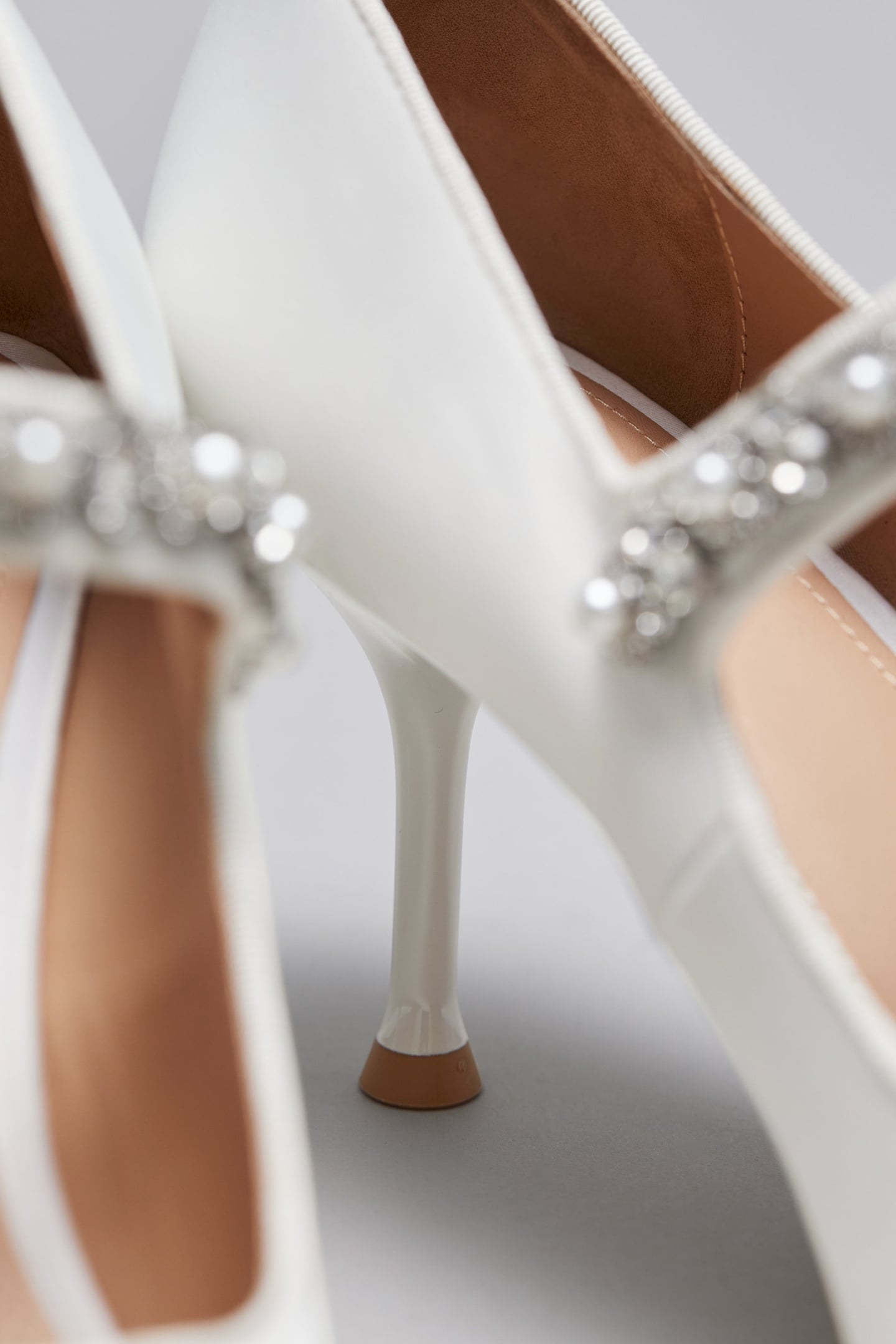 TIFFANY PUMP WHITE 6
