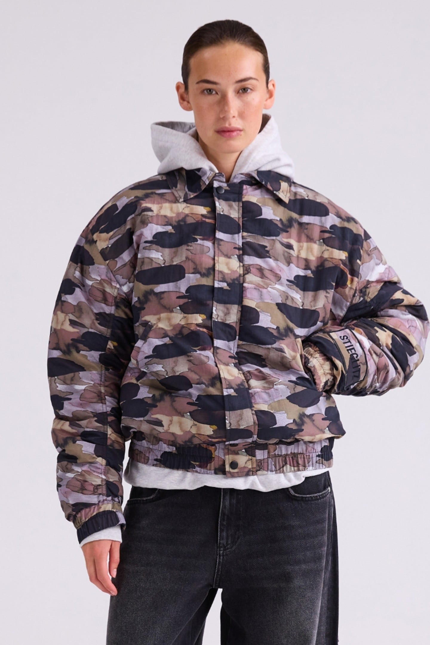 CARMELO BOMBER BROWN 1