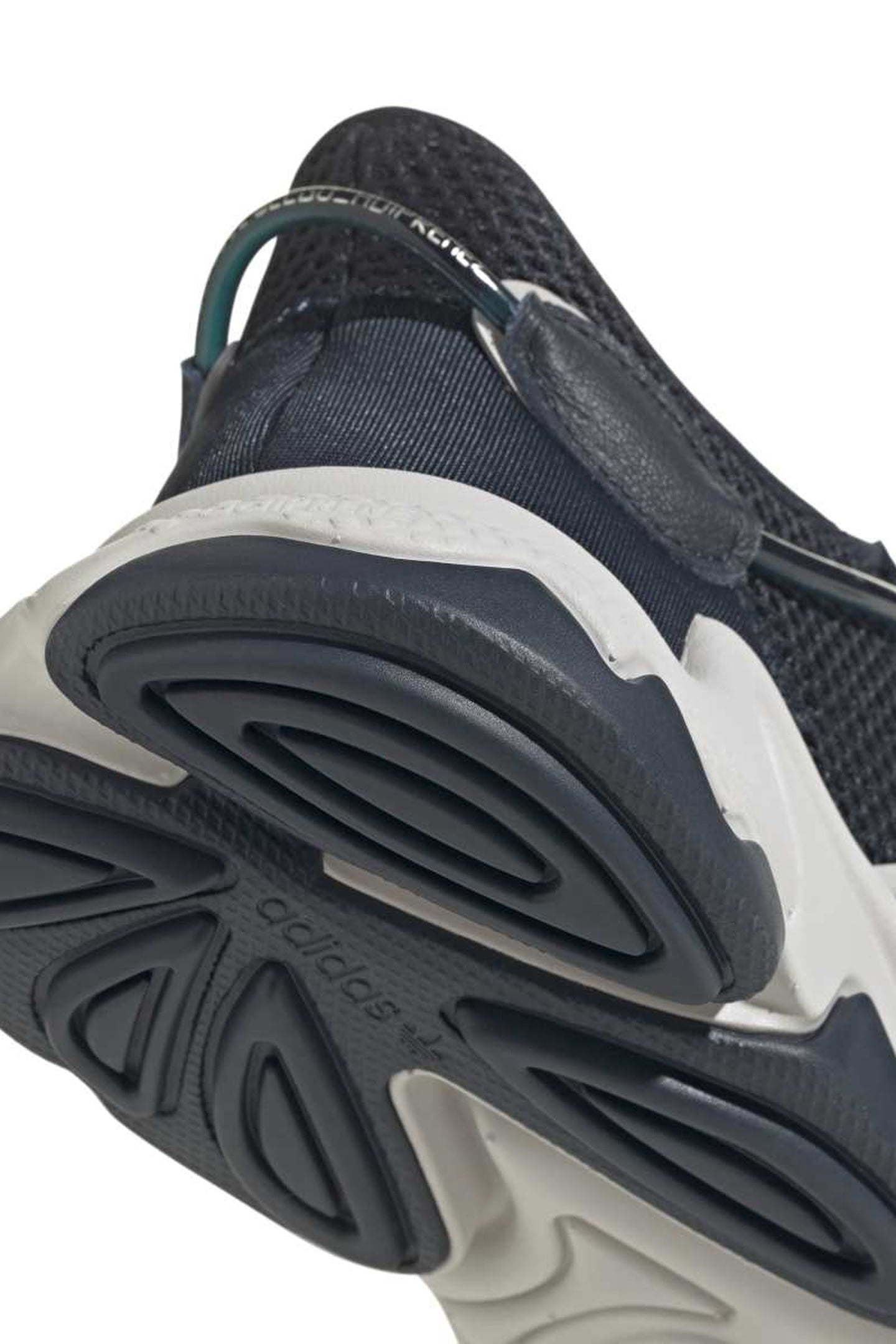 ORIGINALS OZWEEGO SHOES KIDS 7