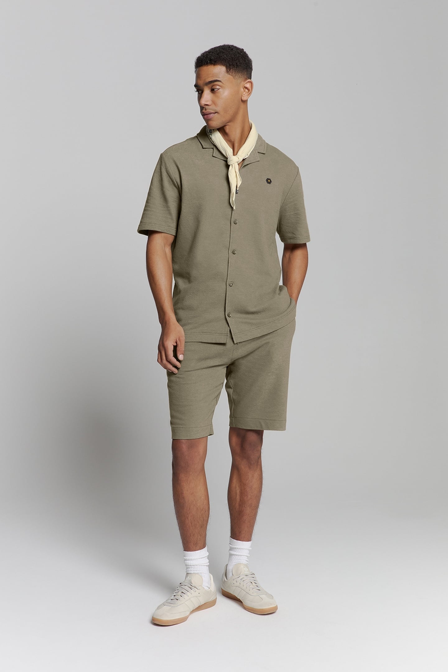SHIRT SHORT SLEEVE JERSEY REVERS COLLAR SOLID TERRY DARK MOS 2