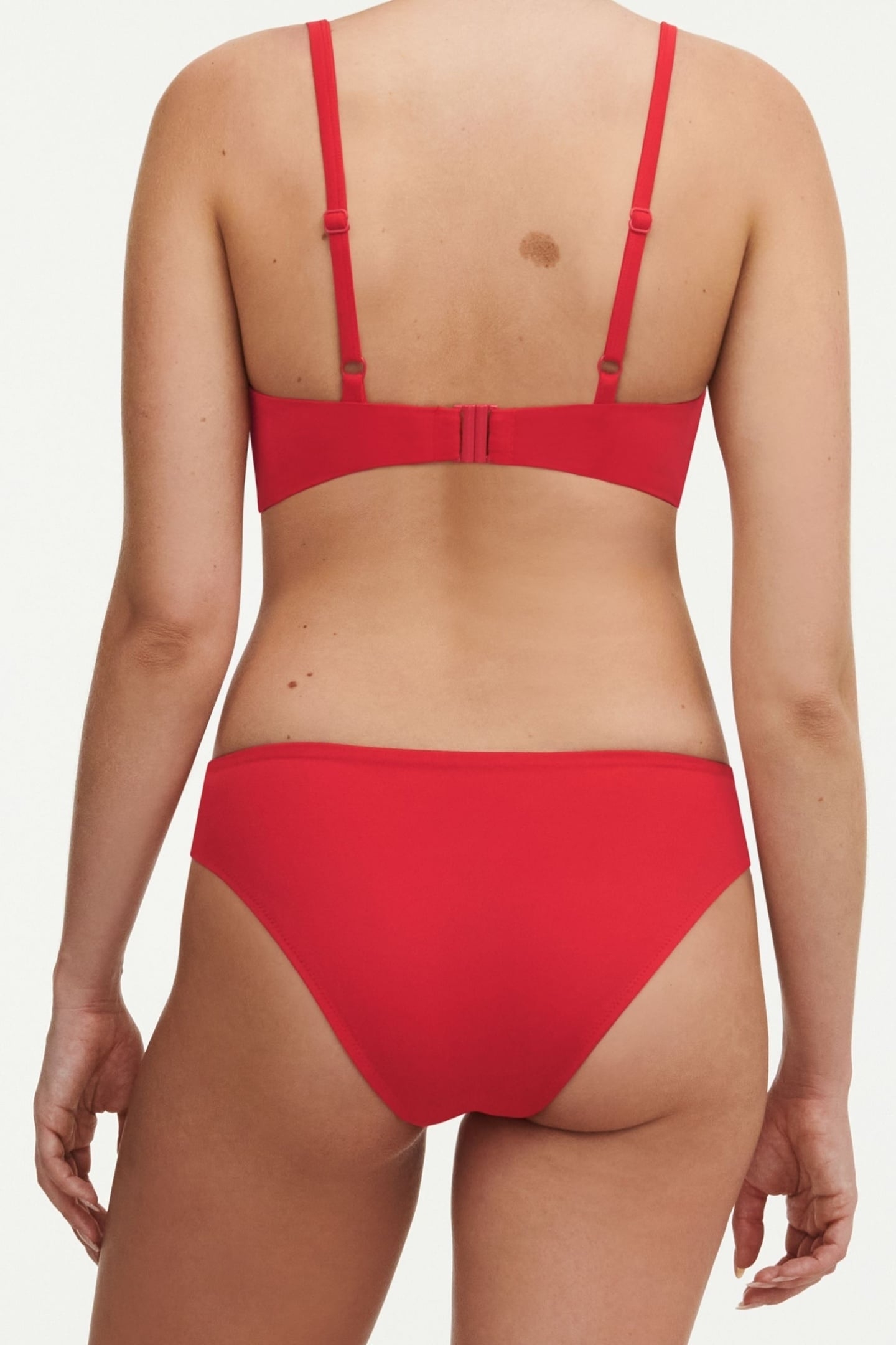 SW BRA TSHIRT BRIGHT RED 2