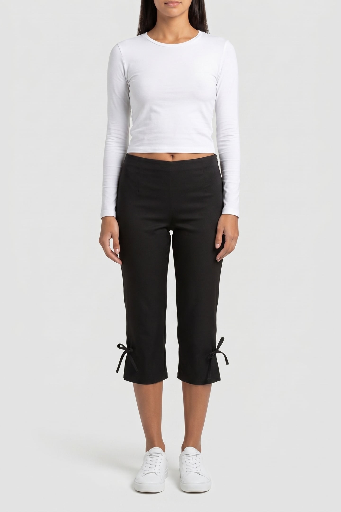 DORYA CAPRI PANTS BLACK 1