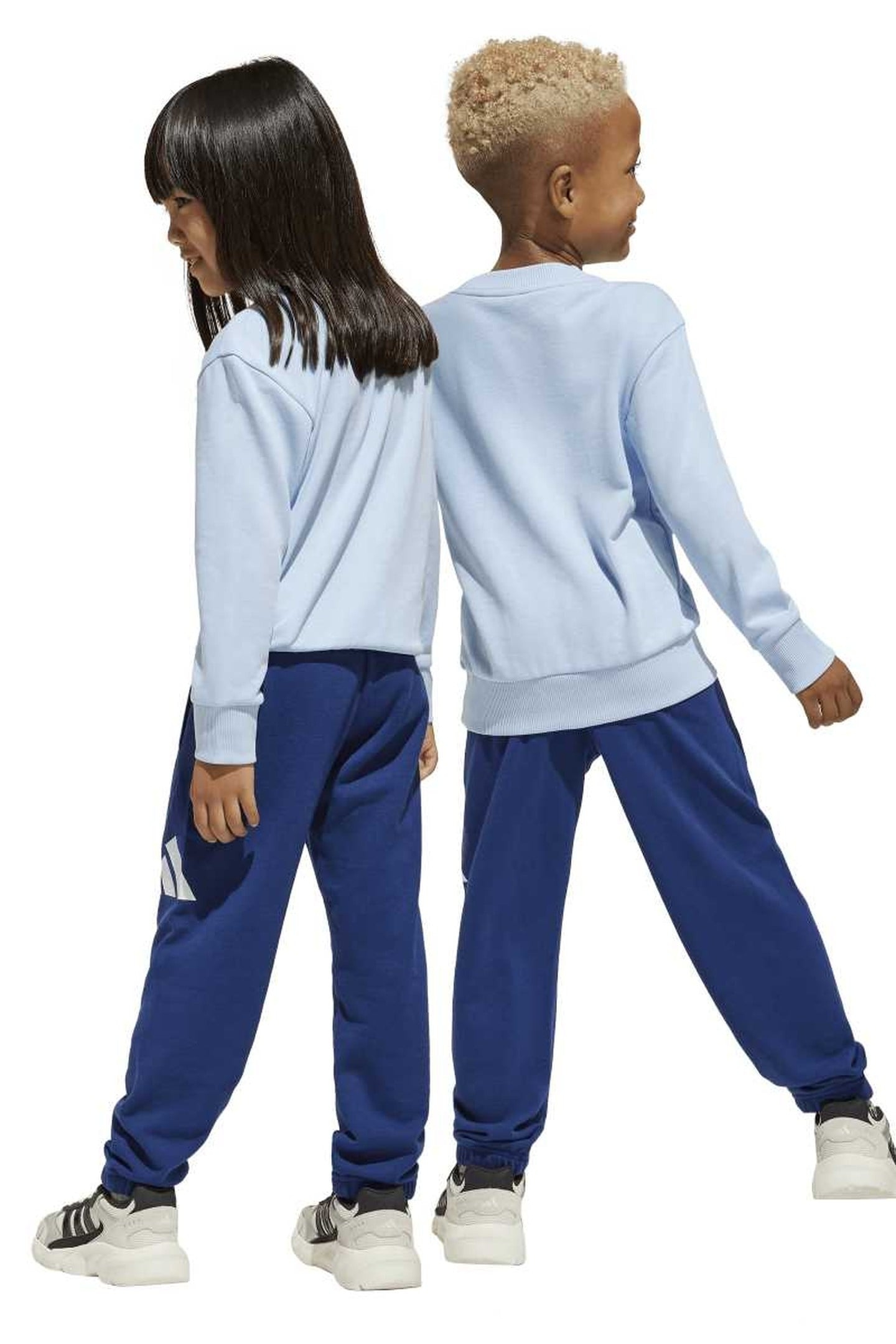 SPORTSWEAR ESSENTIALS JOGGERS SET KIDS 2