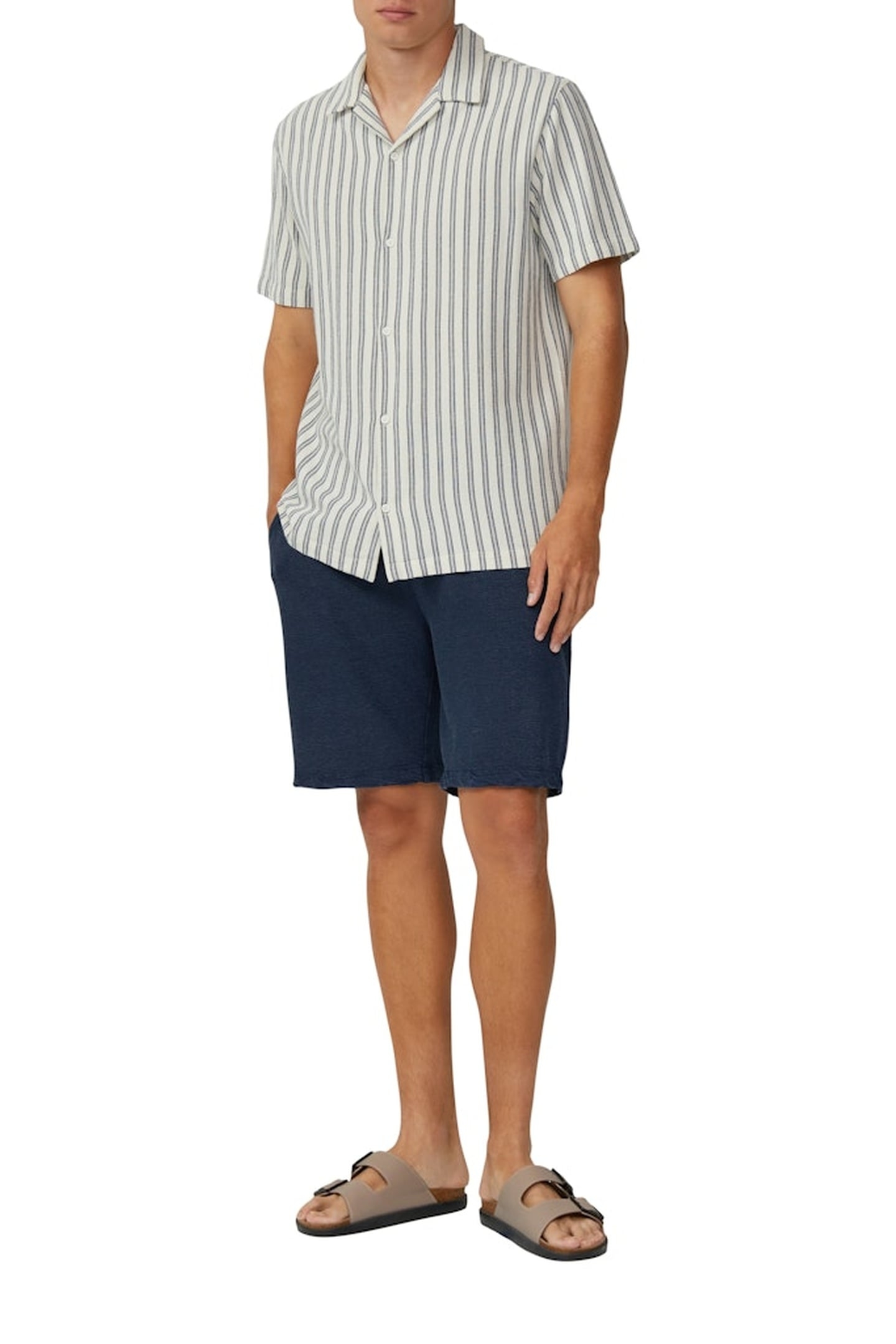 QS SHORTS BLUE 4