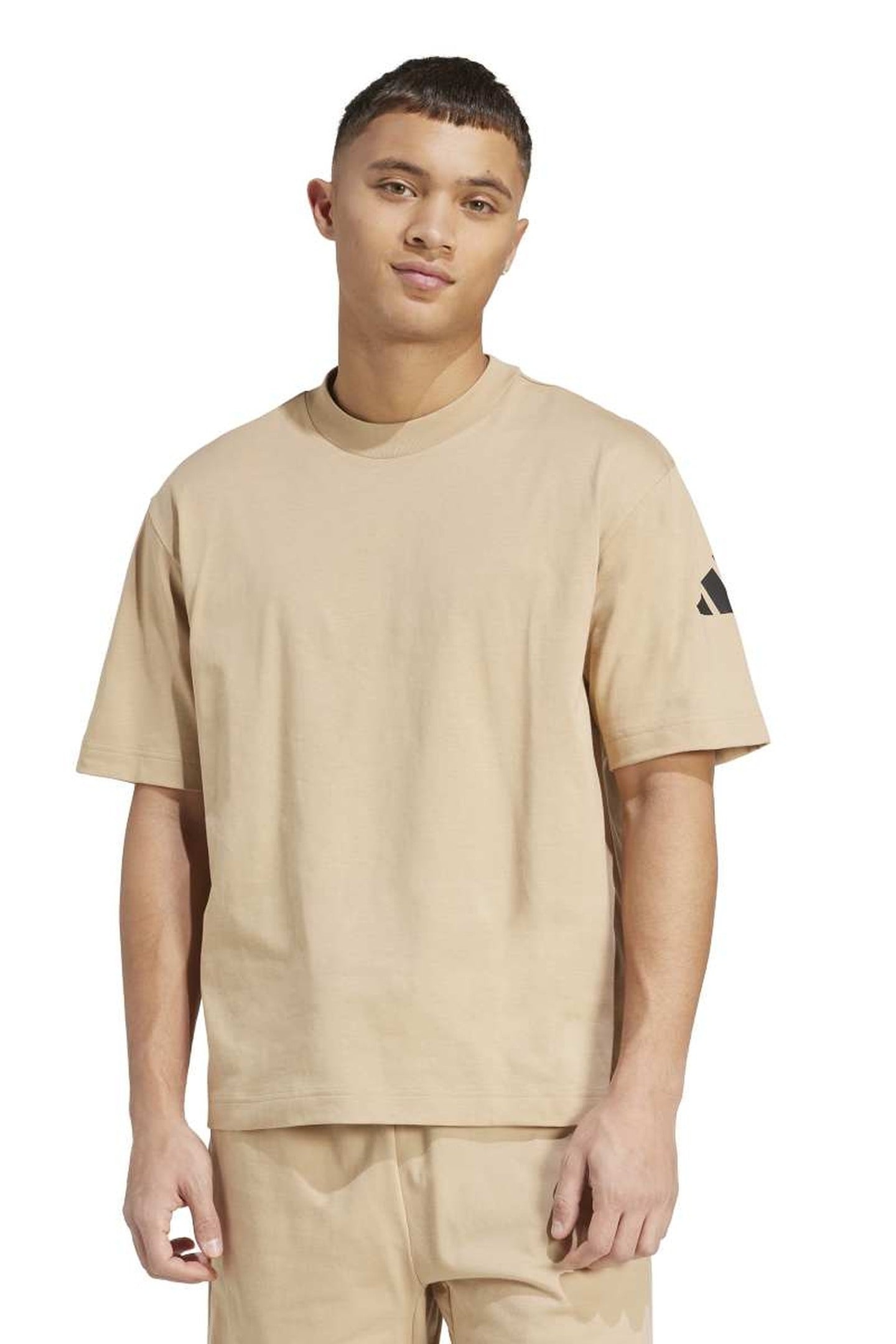 SPORTSWEAR UNISEX ESSENTIALS LOOSE FIT 3 BAR LOGO T-SHIRT 1