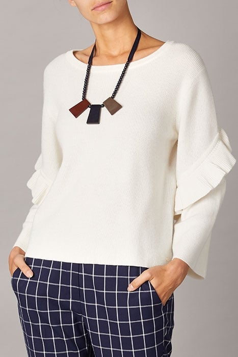 BOATNECK SWT LS RUCHE DETAILS WHITE 7