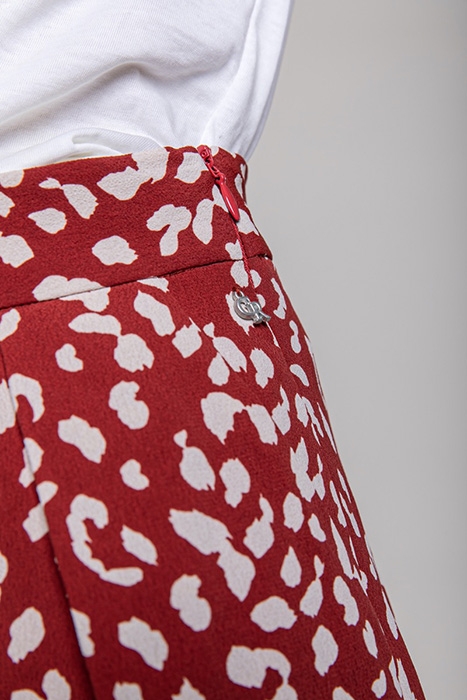 KENDALL LEOPARD SHORT RED 4