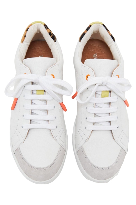 LEATHER LACE UP TRAINER WHITE 3