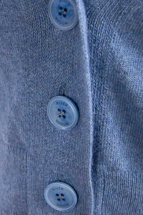 BASIC V-NECK CARDI LS BLUE 3