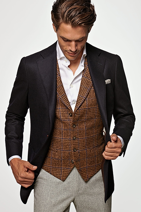 BROWN WAISTCOAT 1
