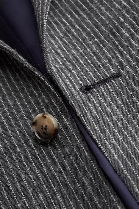 GREY STRIPED HAVANA SUIT 3