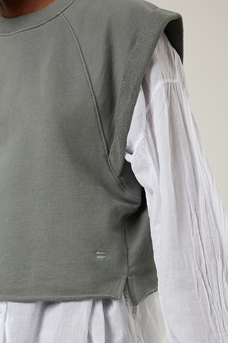 CROPPED SHORTSLEEVE SWEATER GREY GREEN 3