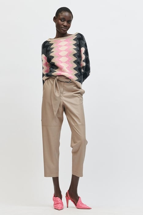 TAPERED-PANTS IN LEDER-OPTIK MUD 1