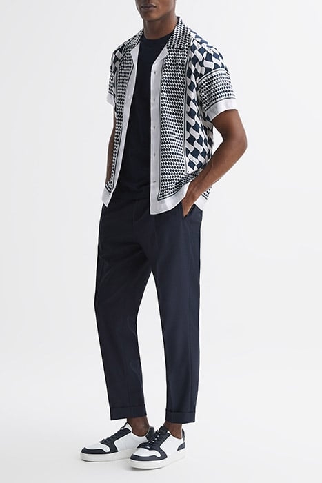 DEVAROE NAVY/IVORY 3