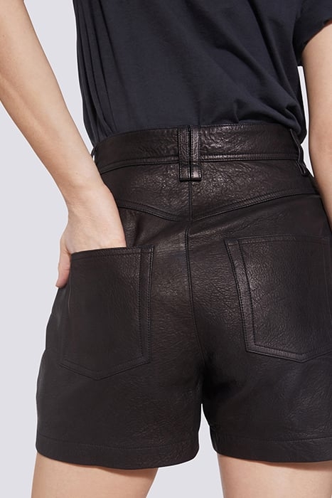 PYRAGY SHORT IN BLACK 5