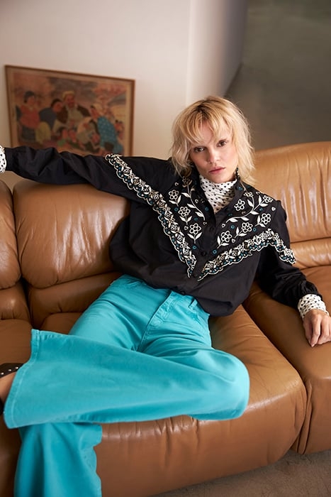 DAILA BLOUSE BLACK 6