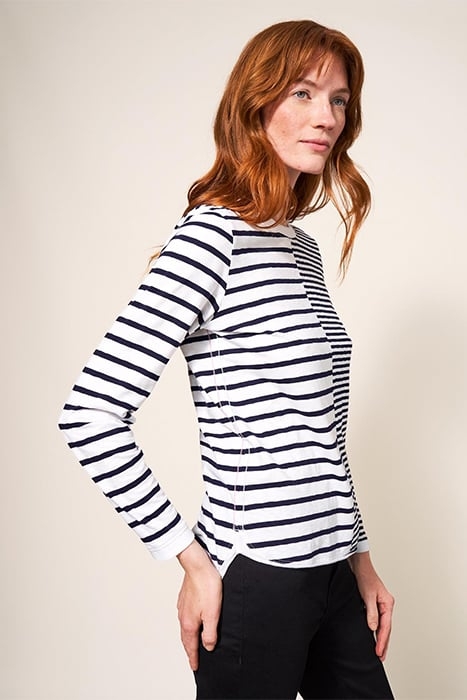 CAIE STRIPE TEE NAVY 4