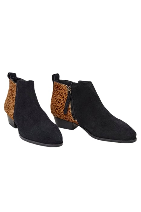 WIDE FIT SUEDE PONY ANKLE BOOT BLACK PRINTED 2